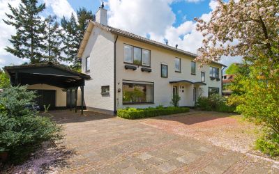 Huis te koop Burg. Van Holthelaan 3