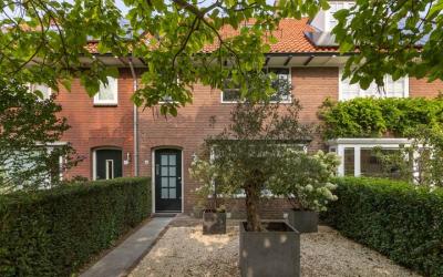 Steenen Cam. 43