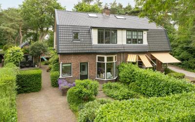 De Genestet. 3