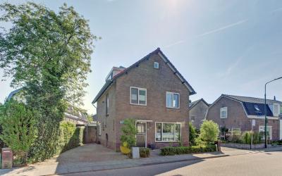 Oosterstraat 67