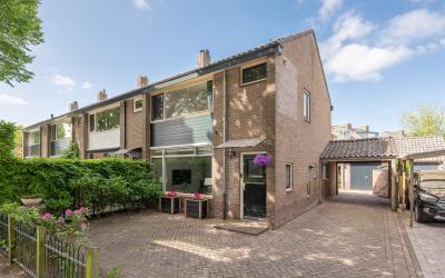 Raadhuislaan 22