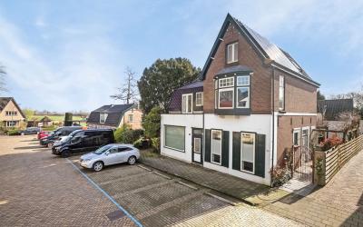 F C Kuijper. 28