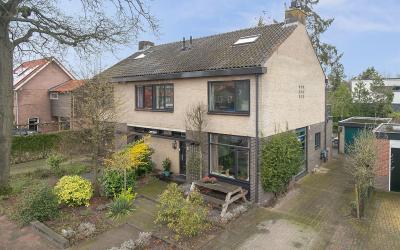 Schoutenkam. 44