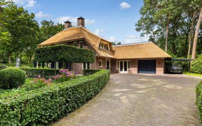 Dennenweg 2