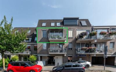 Emmastraat 32