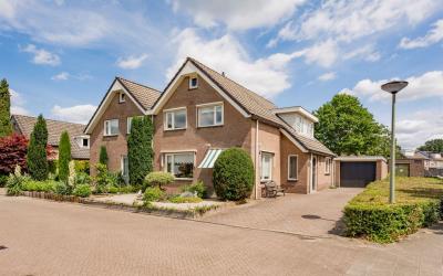 Händellaan 4