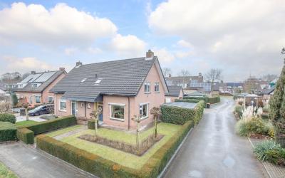 Händellaan 24