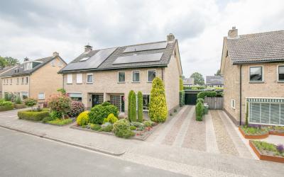 Broekhuizen. 40