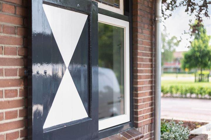 Twee-onder-één-kap te koop: Hessenweg 331, Achterveld