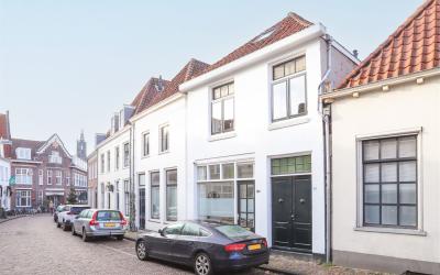 Bloemendals. 16-B