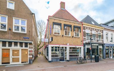 Koesteeg 21