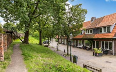 Sint Annast. 30
