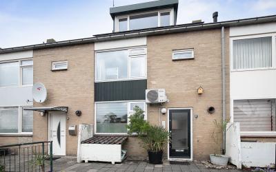 Van Randwij. 89-A