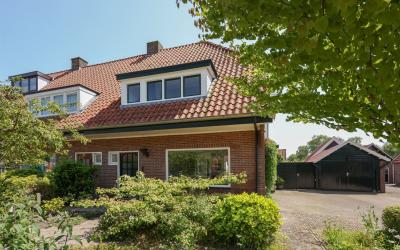 Hogeweg 97