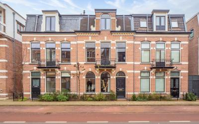 Hendrik van. 16