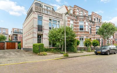 Willem van. 9