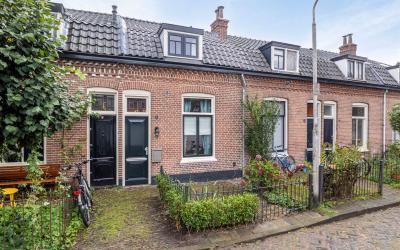Veldstraat 4
