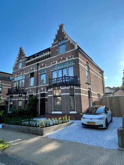 Johan van Oldenbarneveltlaan 44