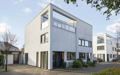 Panfluitstr. 24
