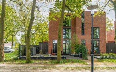 Groot Emicl. 180