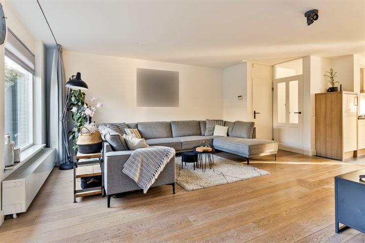 Tussenwoning te koop: Marcel Breuererf 25, Amersfoort