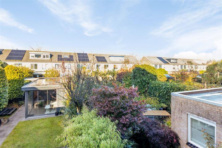 Tussenwoning te koop: Marcel Breuererf 25, Amersfoort