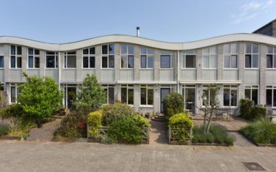 Witte Wal 76