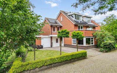 Schone van. 55