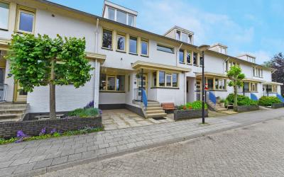 Het Rode He. 60