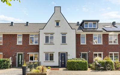 Straat van. 7