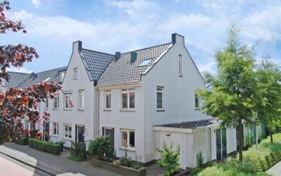 Straat van. 184