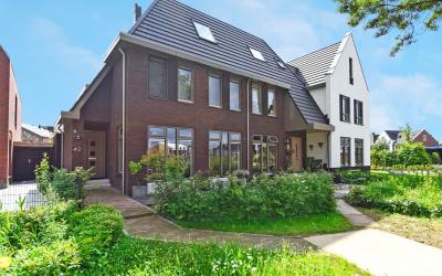 Hogesteeg 42