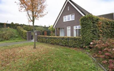 Groot Houte. 8