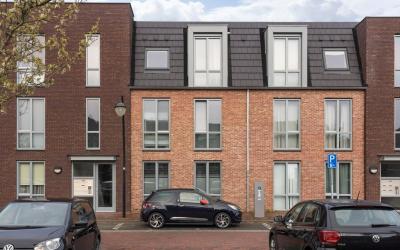 Pieter van. 7