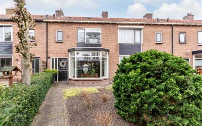 Van Noortla. 24