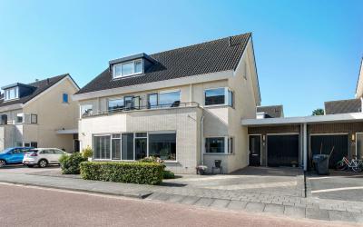 Groevenbeke. 13