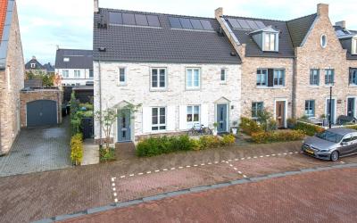Bloemendreef 16