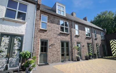 Groot Horloo 28