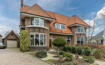 Van Reenenp. 16