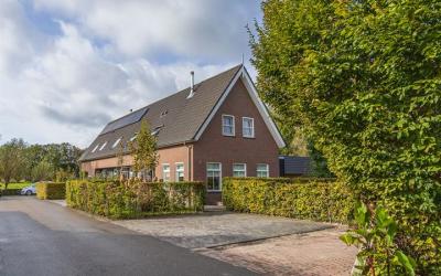 Schoenlappe. 15-B