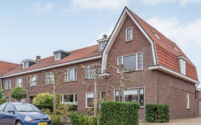Oude Barnev. 13