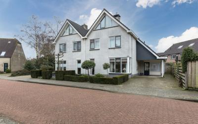 Van der Mee. 50
