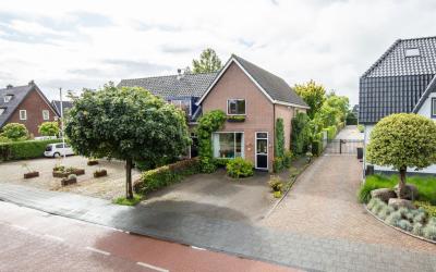 Oosterdorps. 112