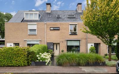 Tollensstraat 84