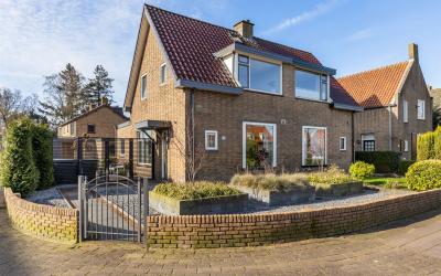 Schoolstraat 32