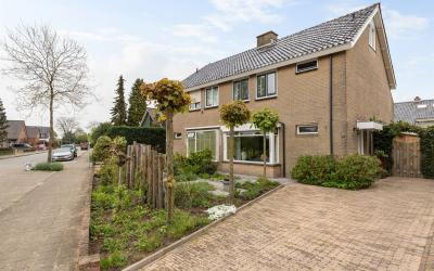 Kerkstraat 99