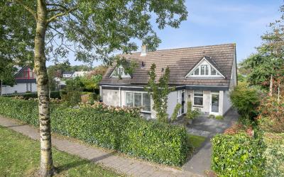Naarderweg 4