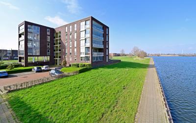 Rechteren 76