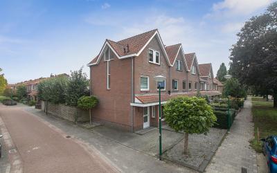 Dr. Colijns. 109