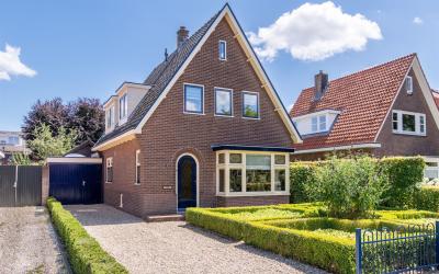 Koninginnel. 74